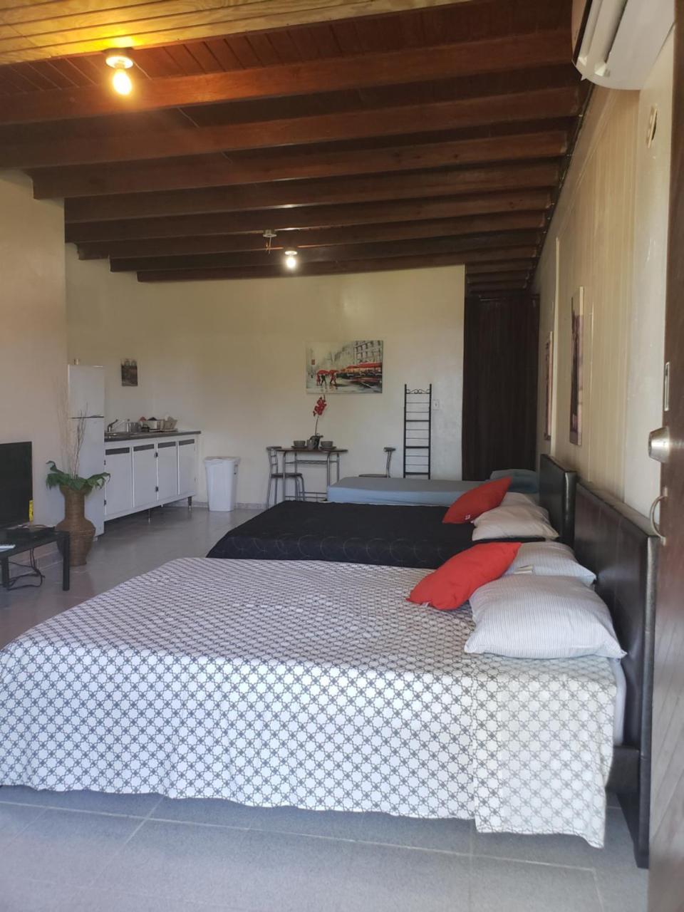 Jardin Del Mar Guesthouse Hatillo Exteriör bild